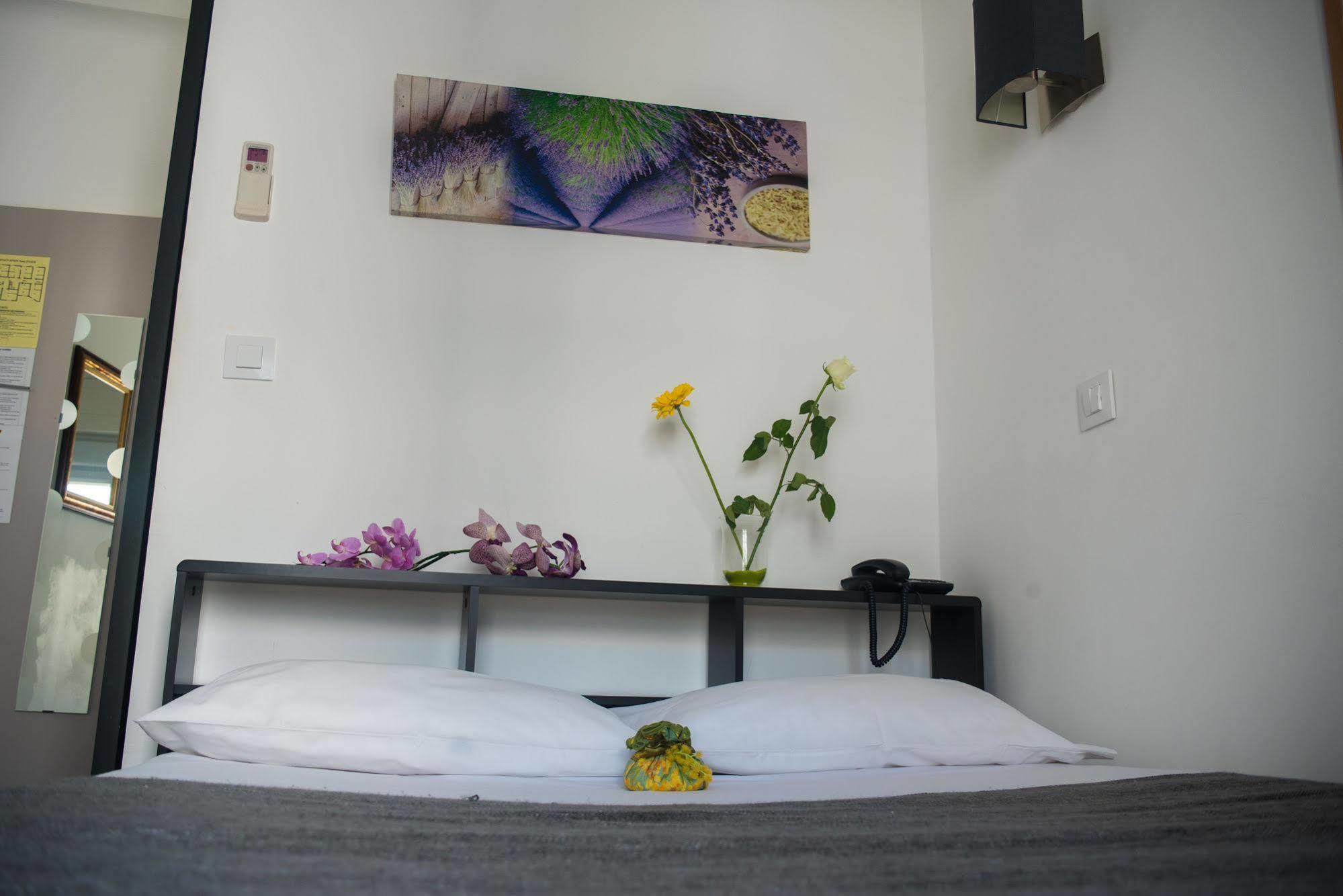 Brit Hotel Colbert 주앙레핑 외부 사진