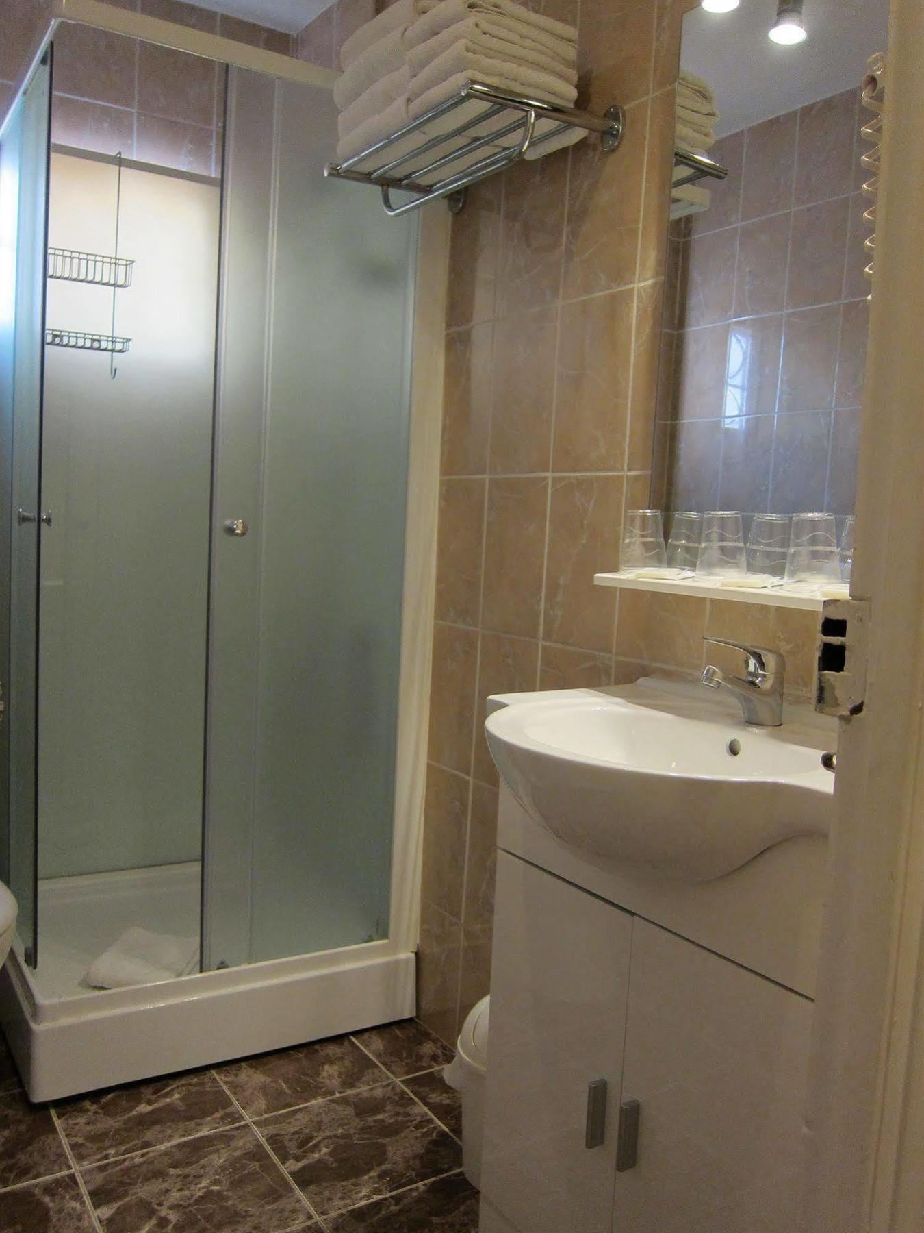 Brit Hotel Colbert 주앙레핑 외부 사진