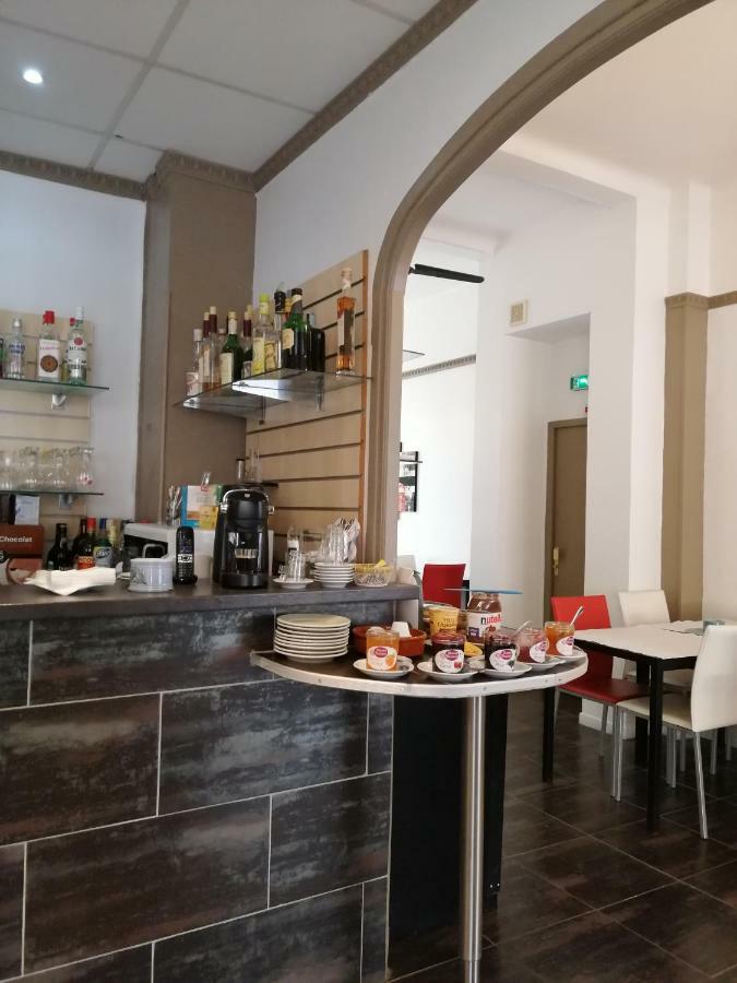 Brit Hotel Colbert 주앙레핑 외부 사진